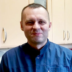 specj. chirurgii wet. Robert Różycki